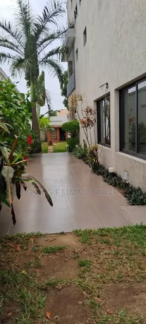 7chbre Duplex dans G.F.J Immobilier, Cocody à Louer