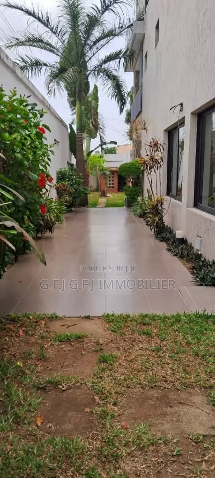 7chbre Duplex dans G.F.J Immobilier, Cocody à Louer