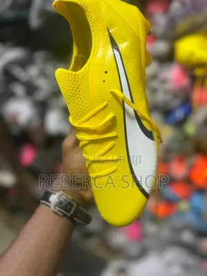 Photo - Crampons Puma