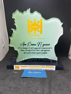 Photo - Trophée en Plexiglass
