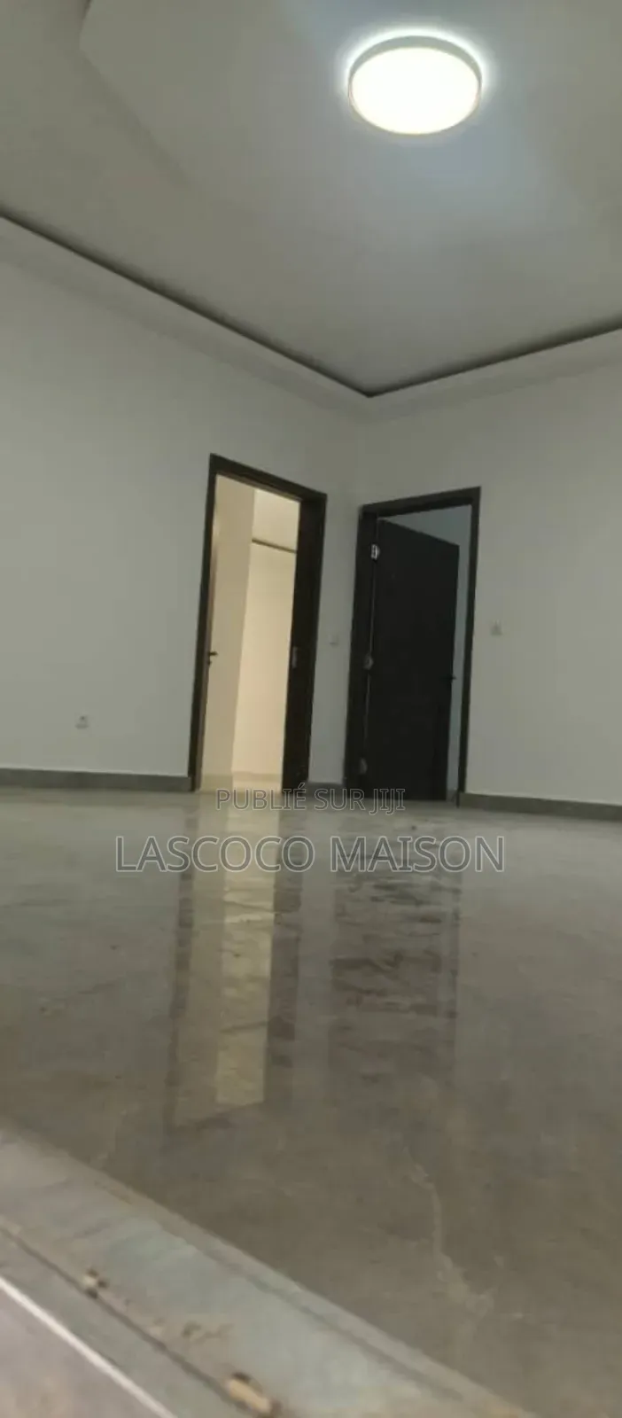 2chbre Appartement dans Lascoco Maison, Cocody à Louer