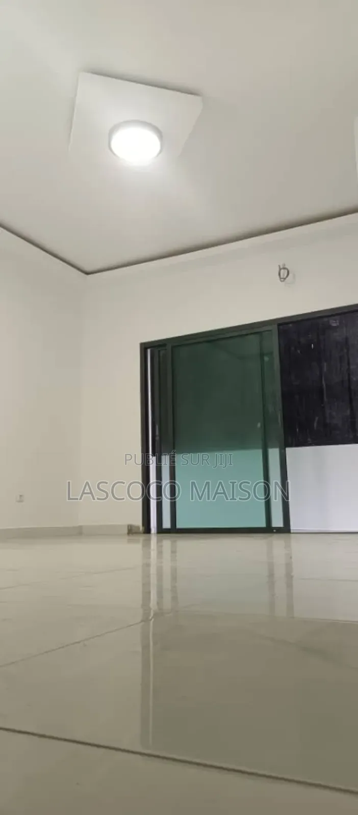 2chbre Appartement dans Lascoco Maison, Cocody à Louer