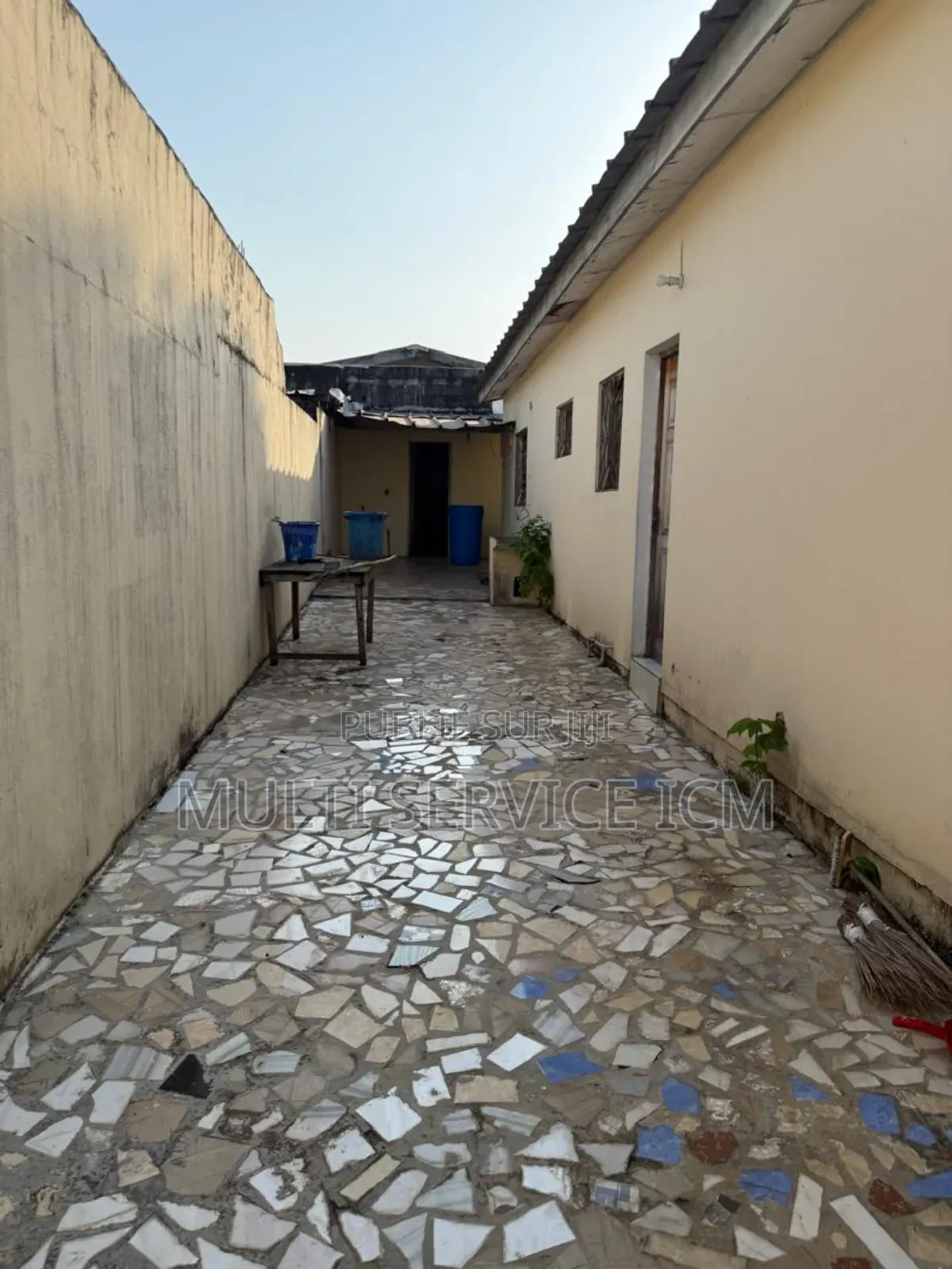 4chbre Maison dans Ismaël Coulibaly, Cocody à Louer