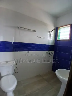 2chbre Appartement dans Grand Bassam Hotel à Louer