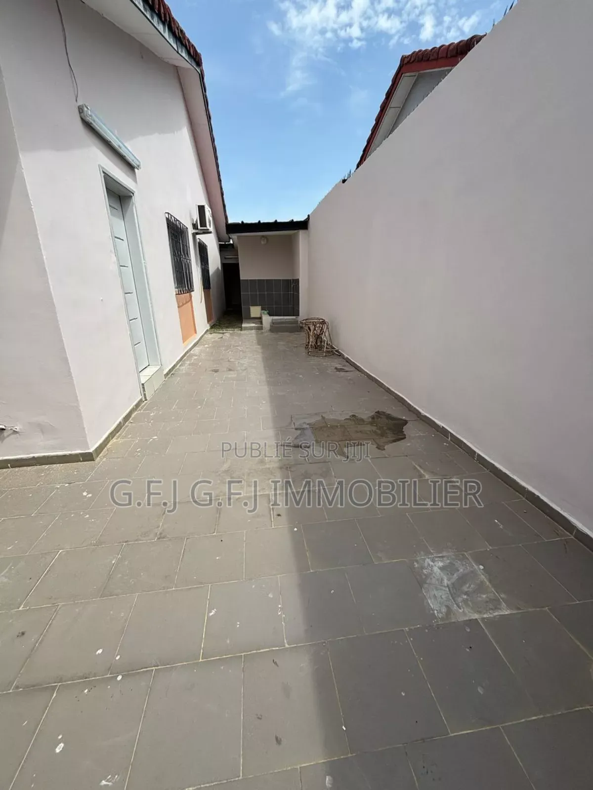 3chbre Duplex dans G.F.J Immobilier, Cocody à Vendre