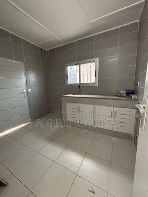 3chbre Duplex dans G.F.J Immobilier, Cocody à Vendre