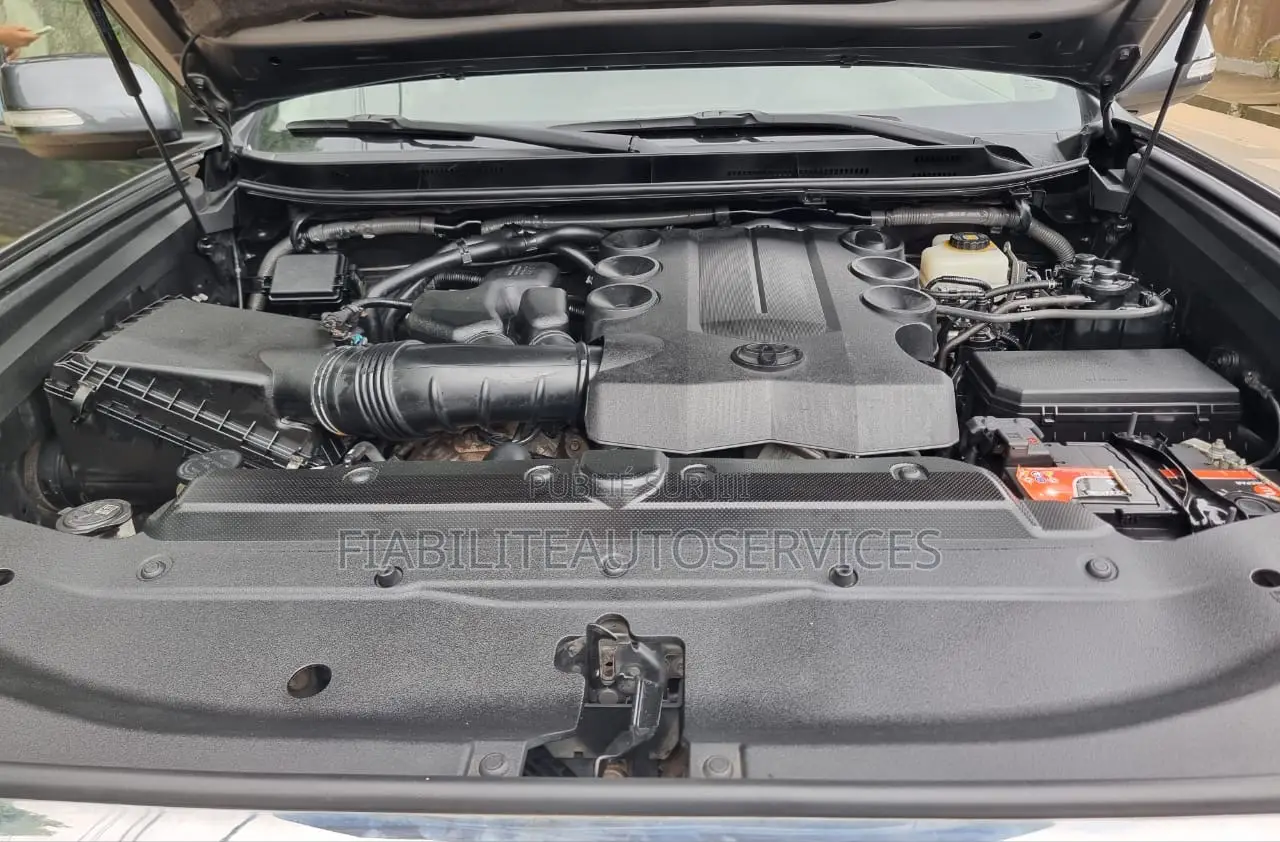 Toyota Land Cruiser Prado 2.7 2020 Gris