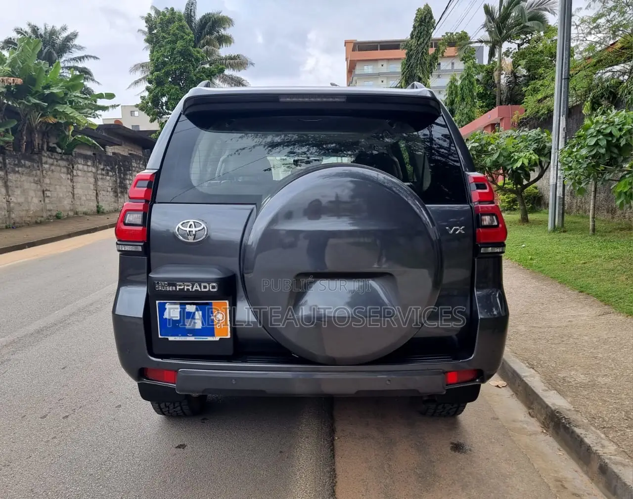 Toyota Land Cruiser Prado 2.7 2020 Gris