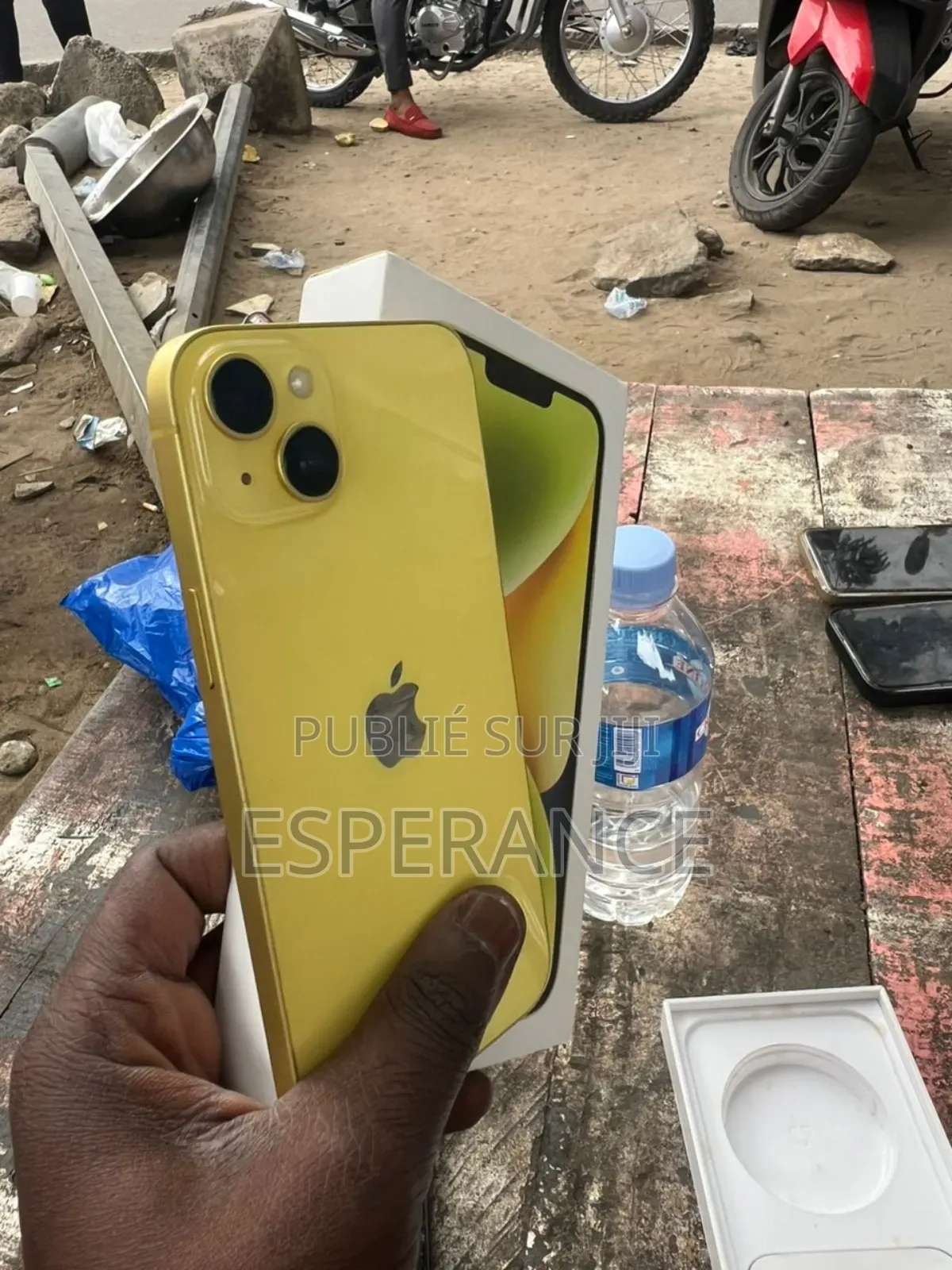 Pomme iPhone 14 Plus 128 GB Jaune