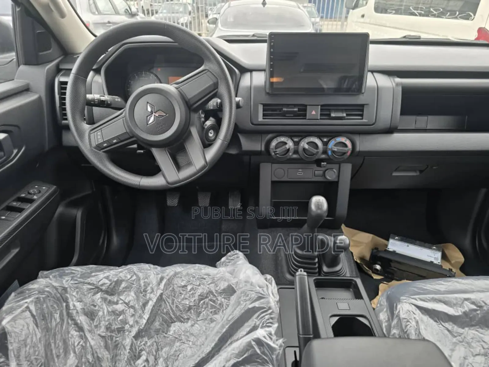 New Mitsubishi L200 2025 Gris