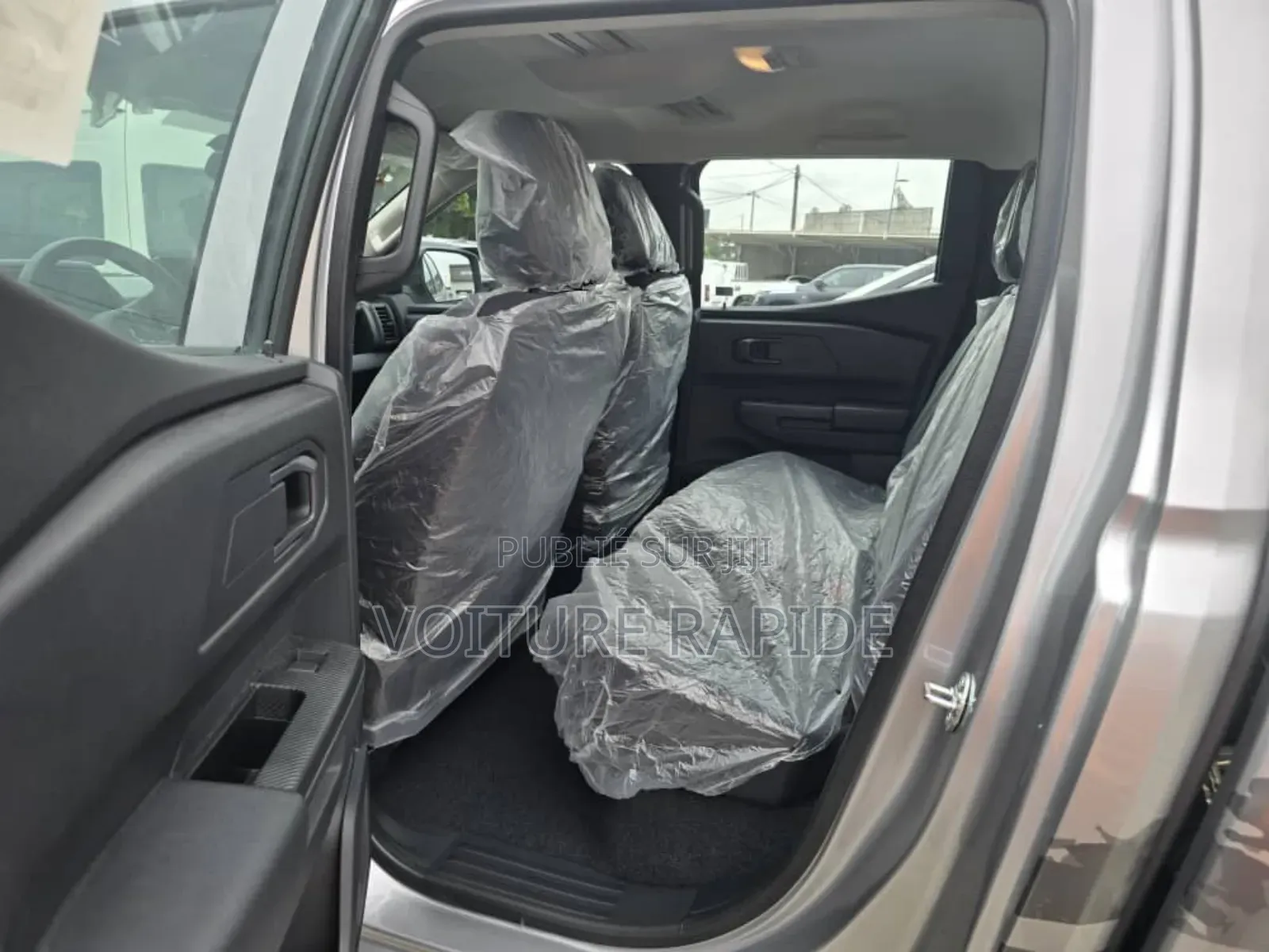 New Mitsubishi L200 2025 Gris