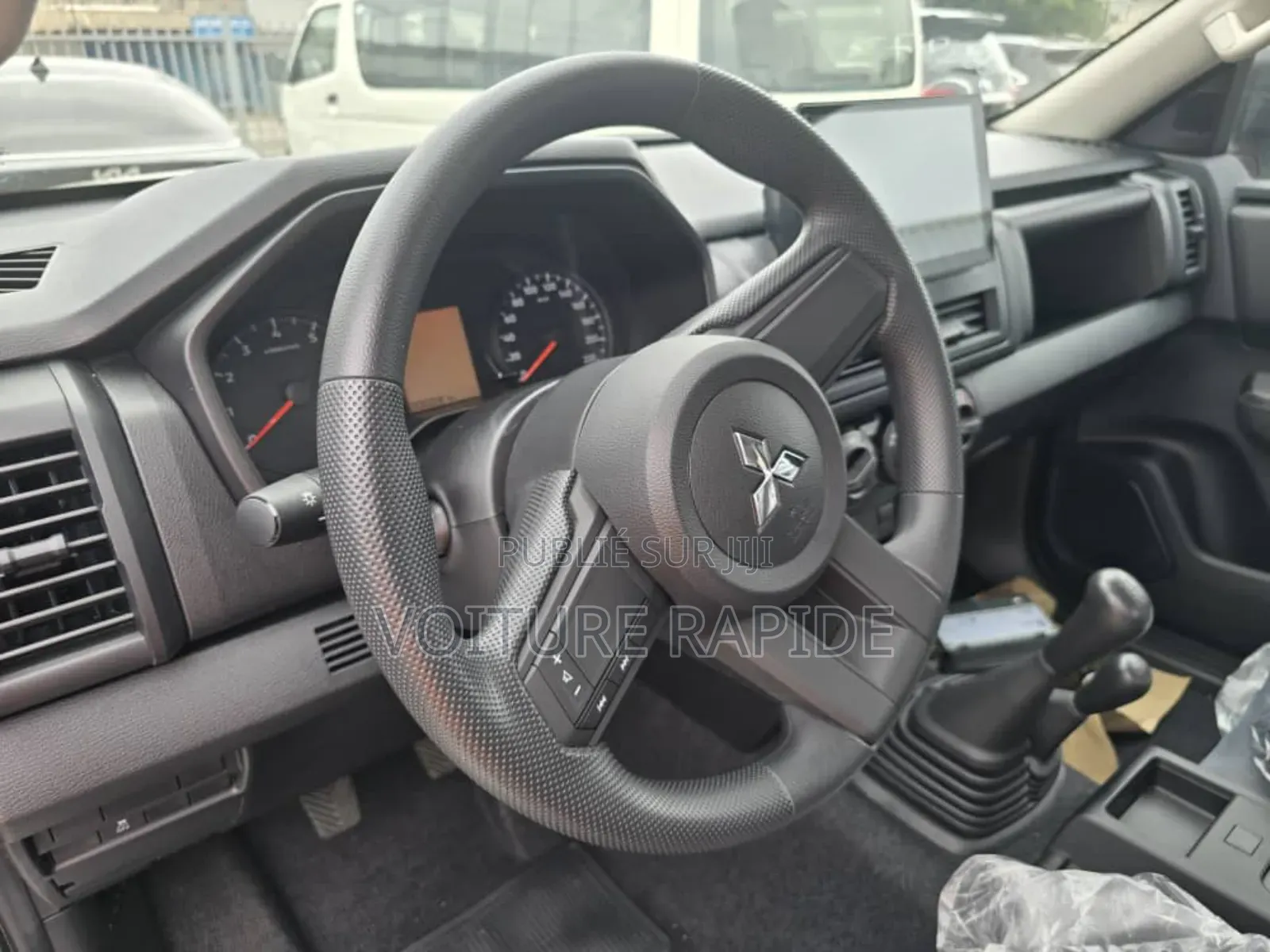 New Mitsubishi L200 2025 Gris