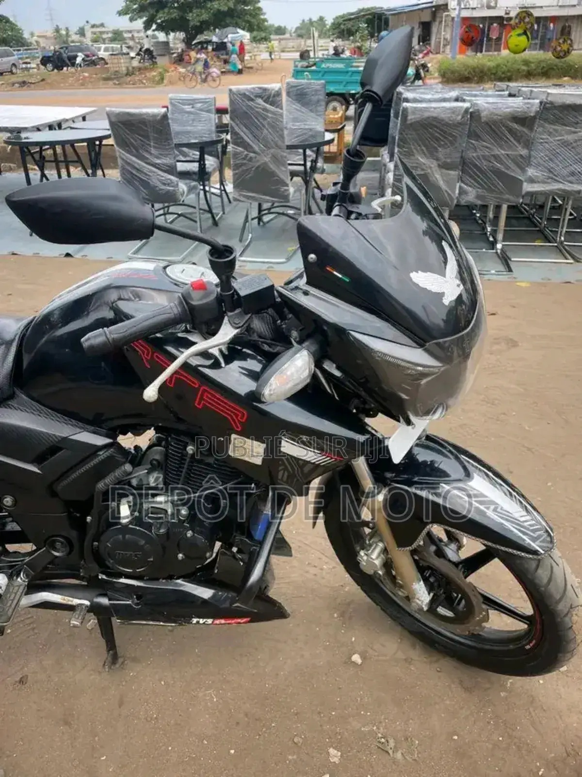 Neuf TVS Apache 180 RTR 2022 Noir