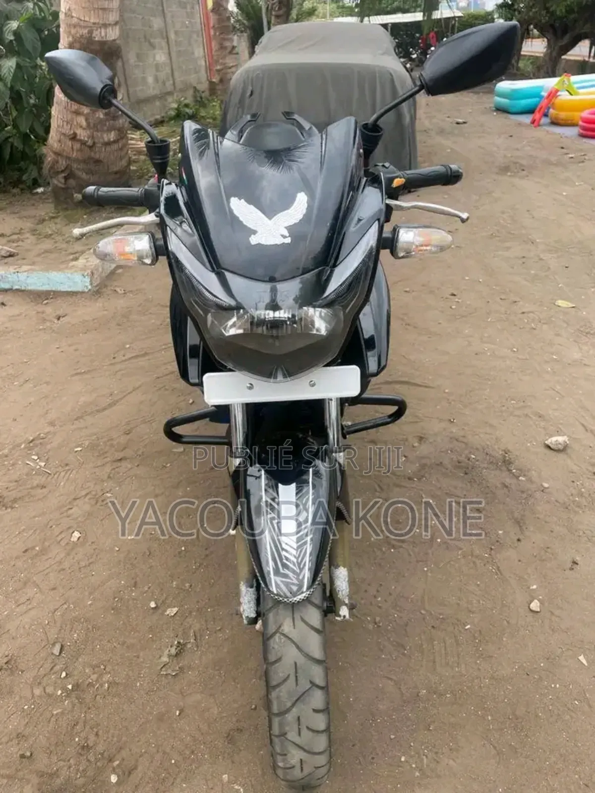 Neuf TVS Apache 180 RTR 2022 Noir