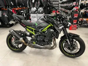 Neuf Kawasaki Z900 2020 Noir
