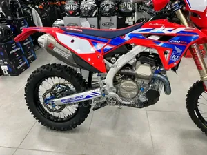 Neuf Honda Autre 2024 Rouge