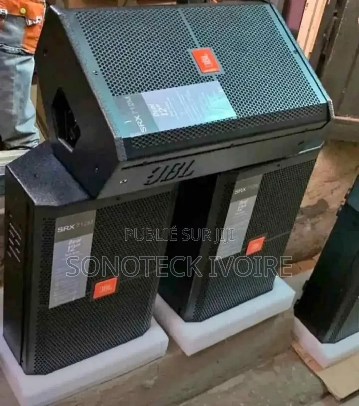 Satellite Retour Disponible