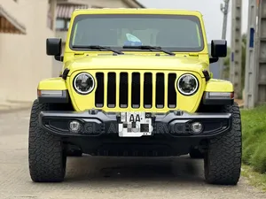 Photo - Jeep Wrangler Sahara 4 Door 4x4 2023 Jaune