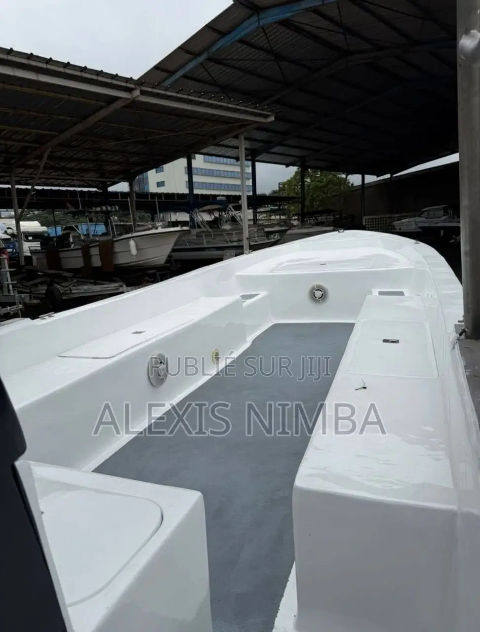 Bateau Barracuda Coque D’Origine 300cv Yamaha