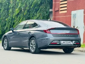 Photo - Hyundai Sonata 2021 Gris