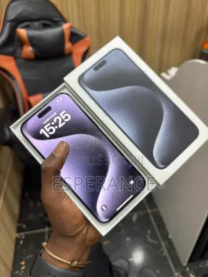 Photo - Pomme iPhone 15 Pro Max 256 GB Noir