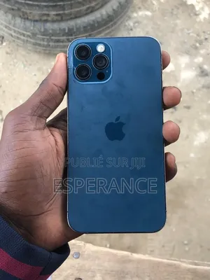 Pomme iPhone 12 Pro 128 GB Bleu