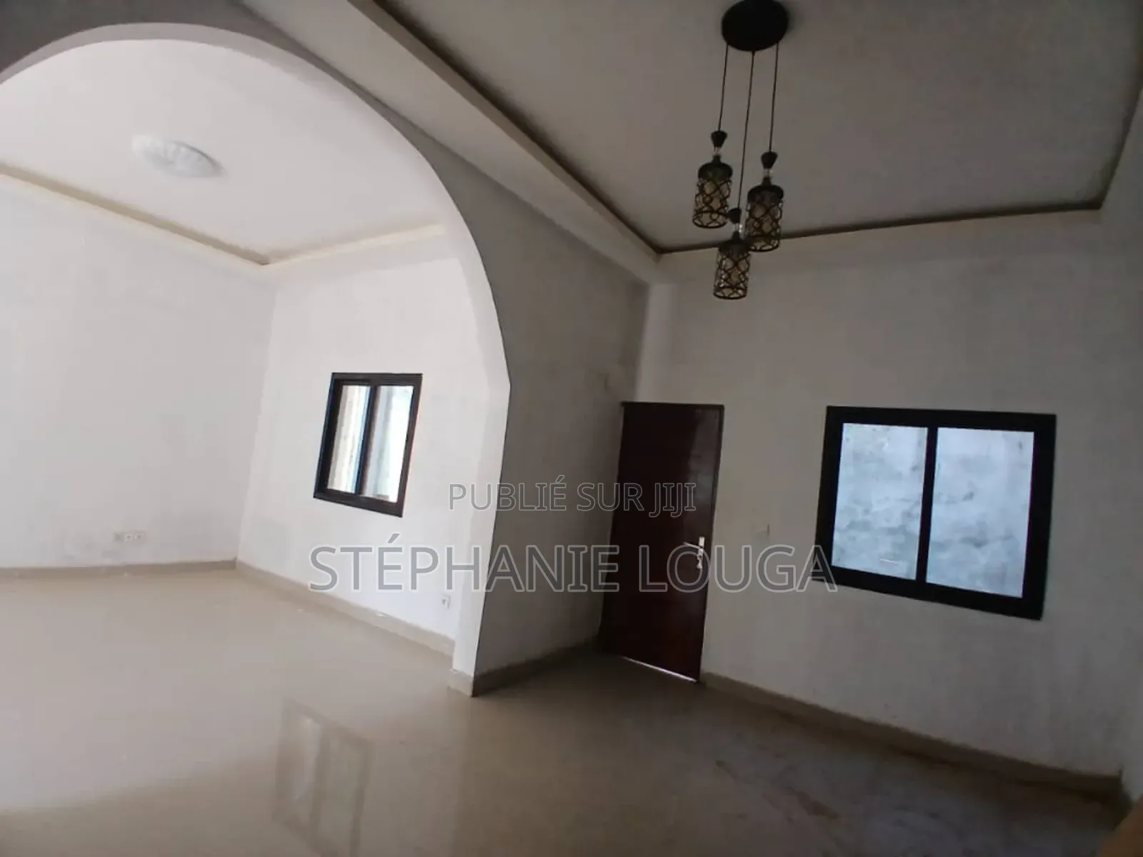 5chbre Duplex dans Bassam Rosier 5 à Louer