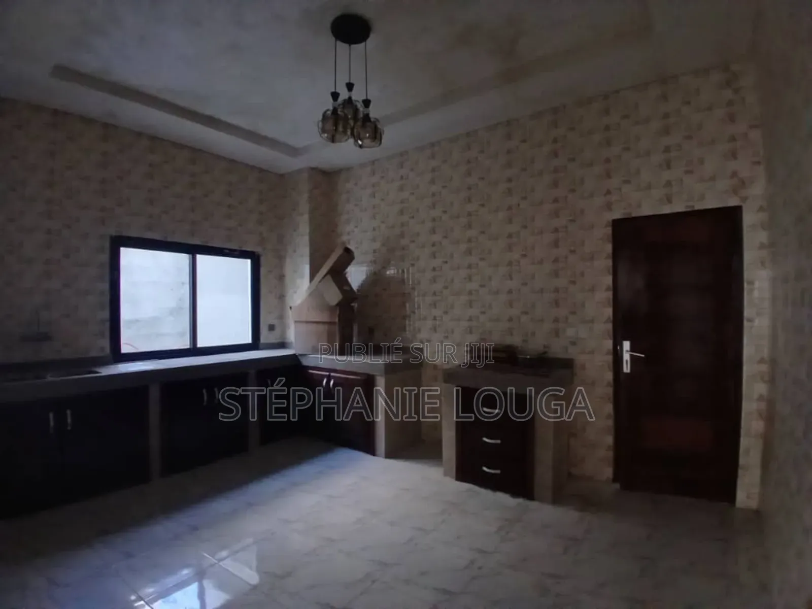 5chbre Duplex dans Bassam Rosier 5 à Louer