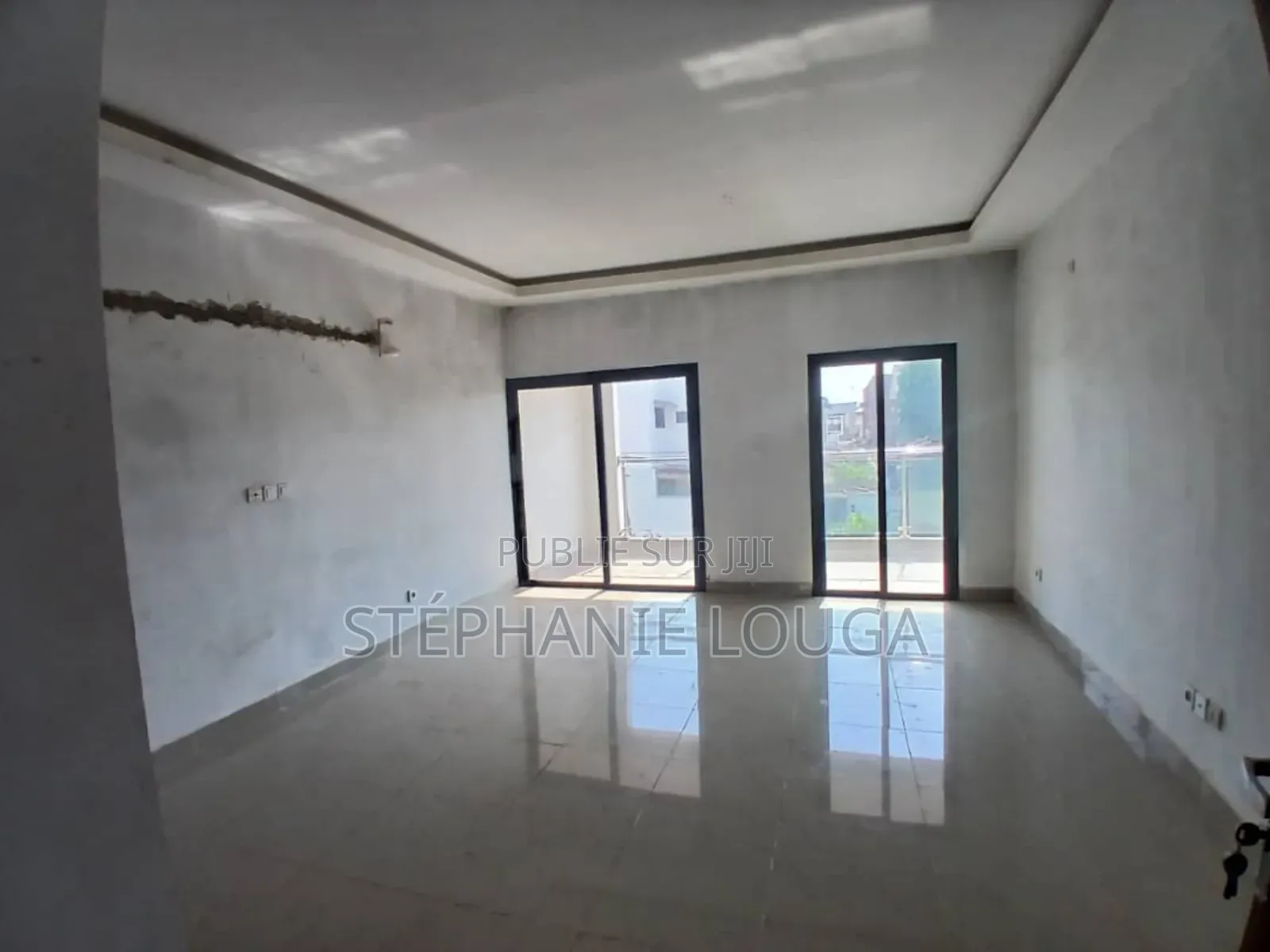 5chbre Duplex dans Bassam Rosier 5 à Louer