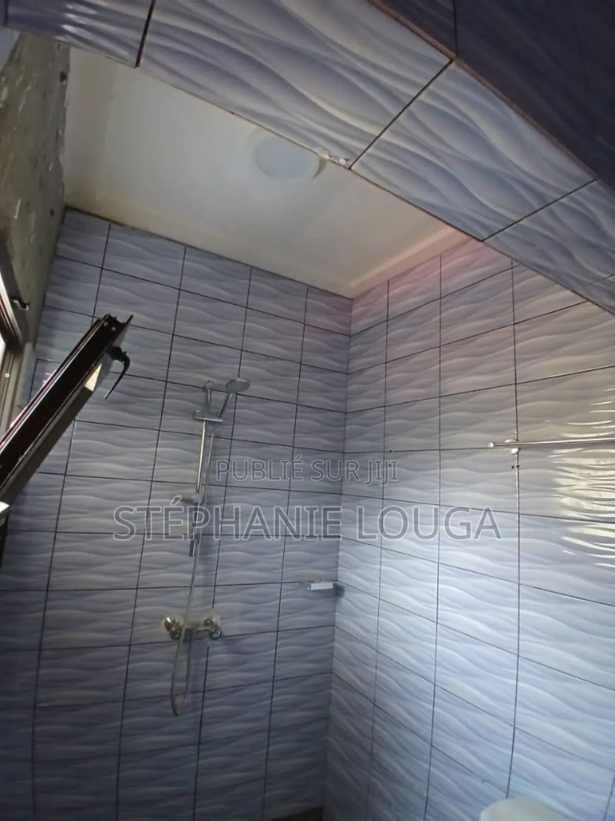 5chbre Duplex dans Bassam Rosier 5 à Louer