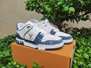 Louis Vuitton Sneaker
