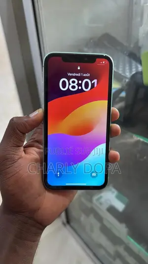 Photo - Apple iPhone 11 64 GB Blanc