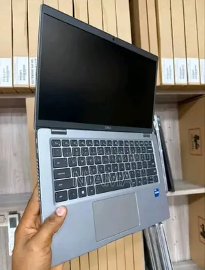 Photo - New Ordinateur Portable Dell Latitude 5420 16GB Intel Core I5 SSD 512GB
