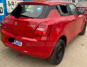 Suzuki Swift 2023 Rouge