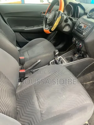 Suzuki Swift 2023 Rouge