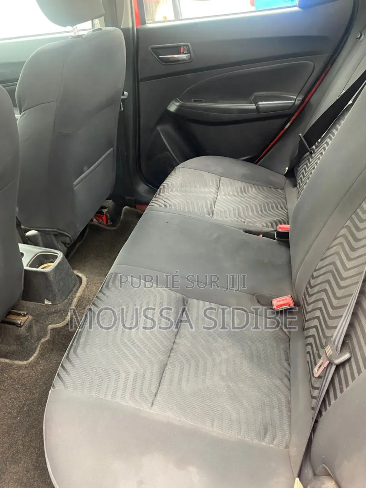 Suzuki Swift 2023 Rouge