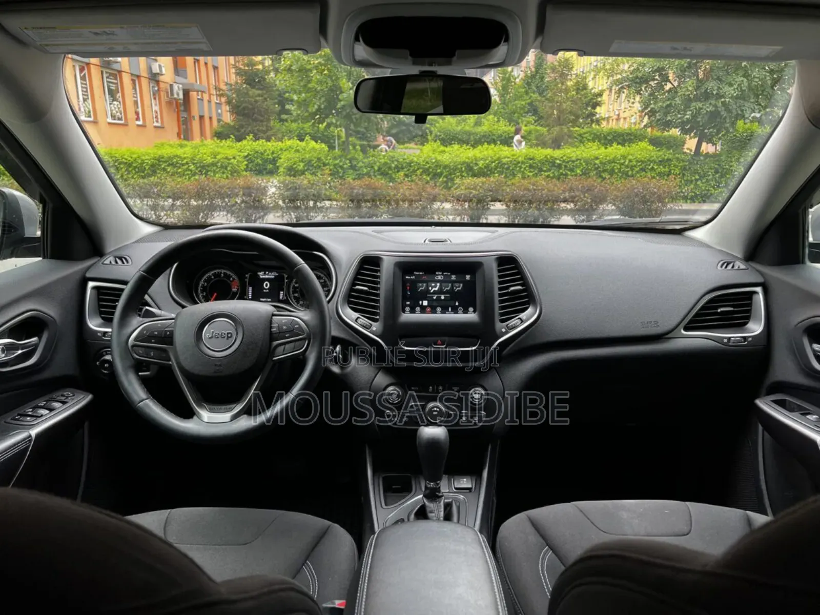 New Jeep Cherokee Altitude Lux 4x4 2023 Gris