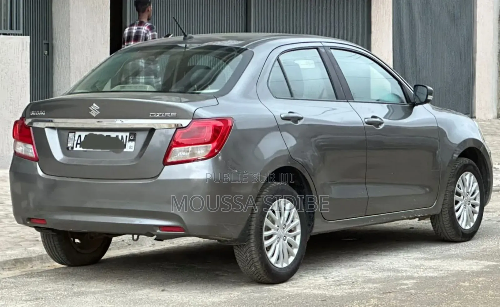 Suzuki Dzire 2024 Gris