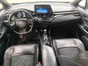 Toyota C-HR 2017 Gris