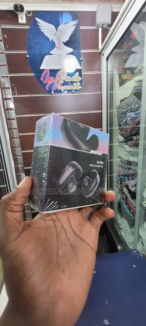 Écouteurs Bose Ultra Open Earbuds.