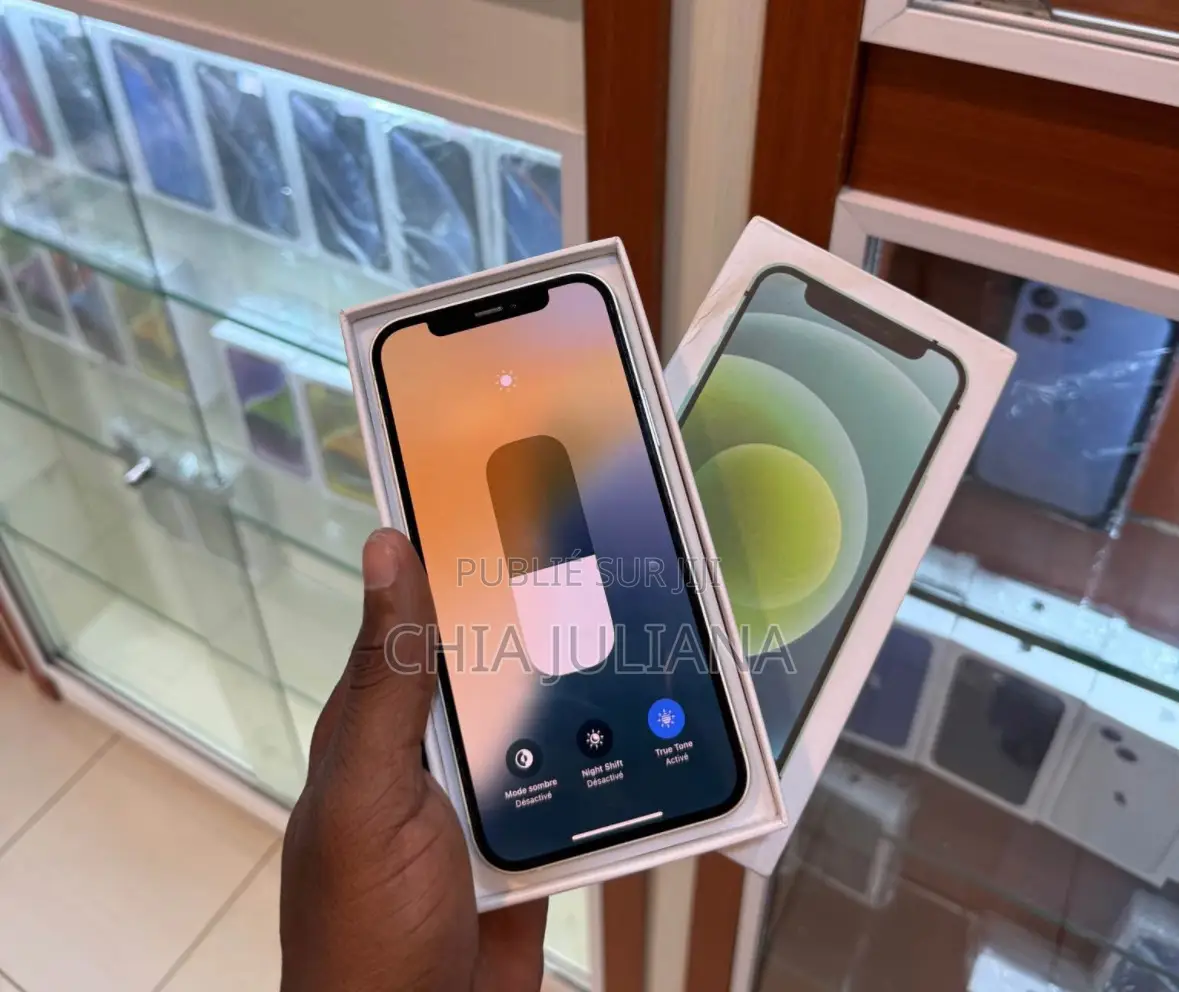 New Pomme iPhone 12 128 GB Blanc