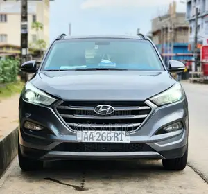 Photo - Hyundai Tucson SEL AWD 2018 Gris