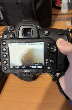 Nikon D7100 + 18 105mm a Vendre