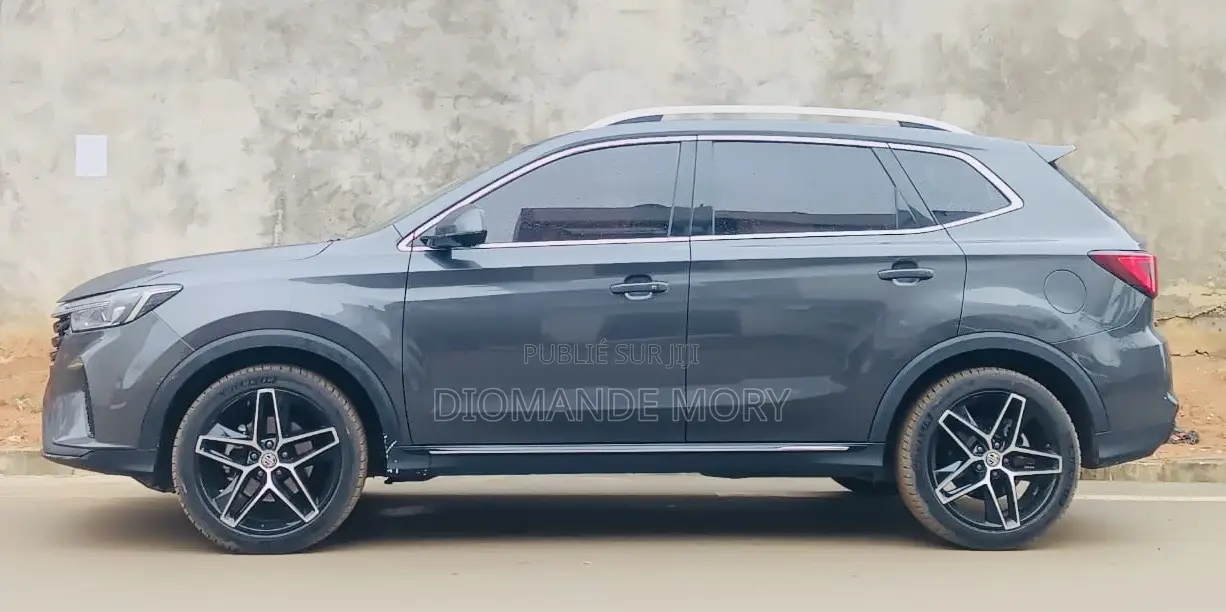 New MG RX5 2024 Gris