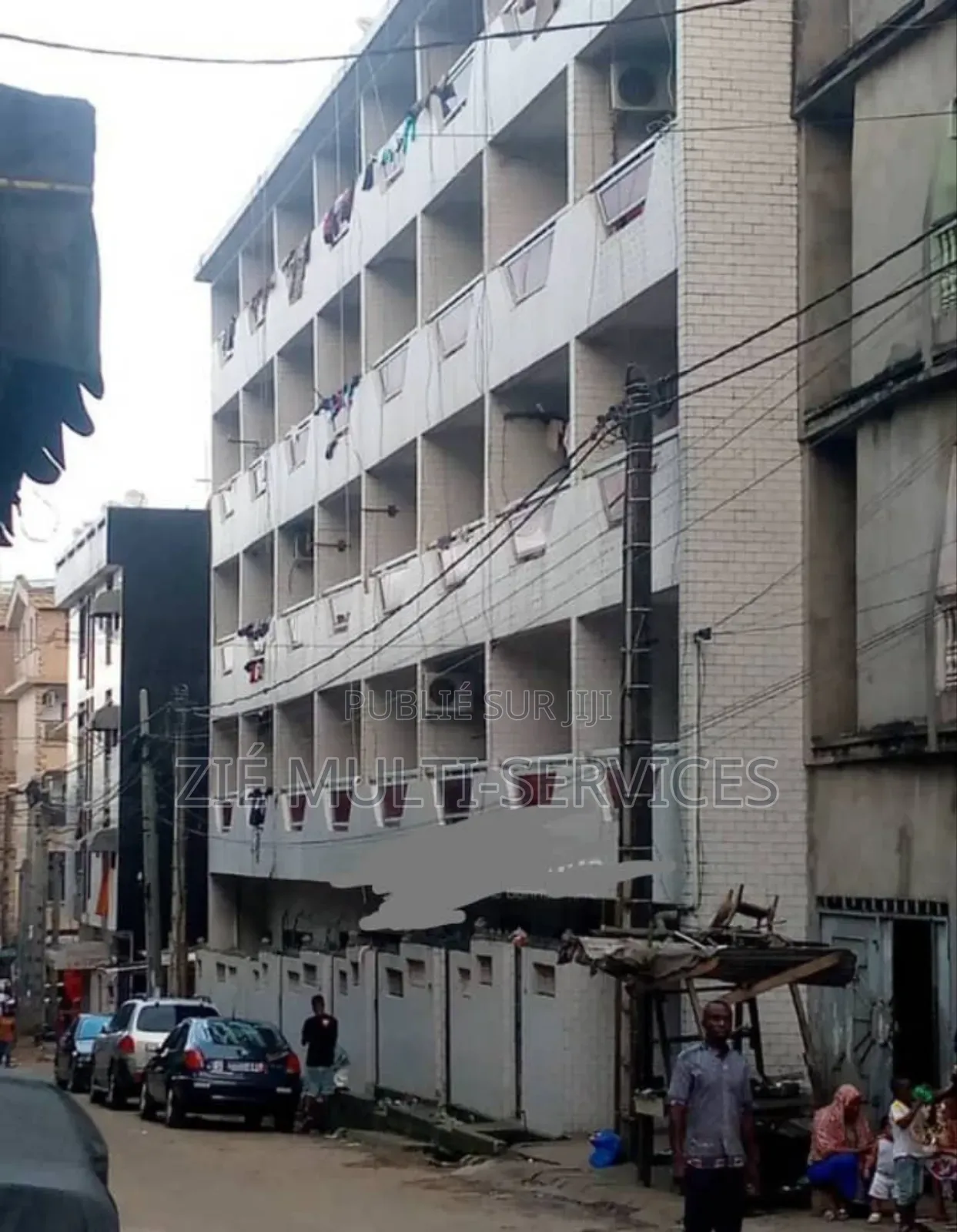 20chbre Blocs d'appartements dans Zié Multi-Service, Yopougon à Vendre