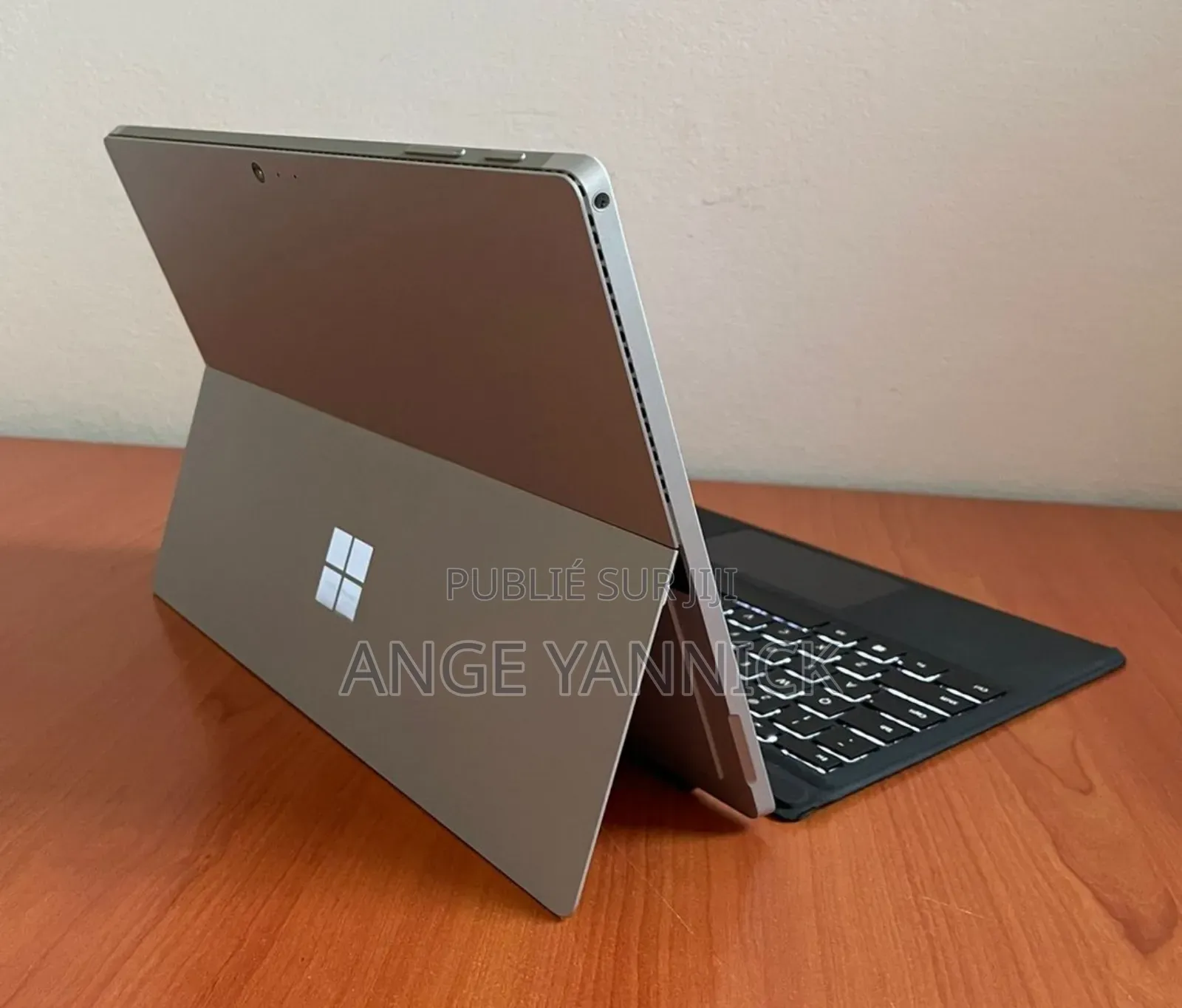 New Microsoft Surface Pro 4 16GB Intel Core I7 SSD 512GB