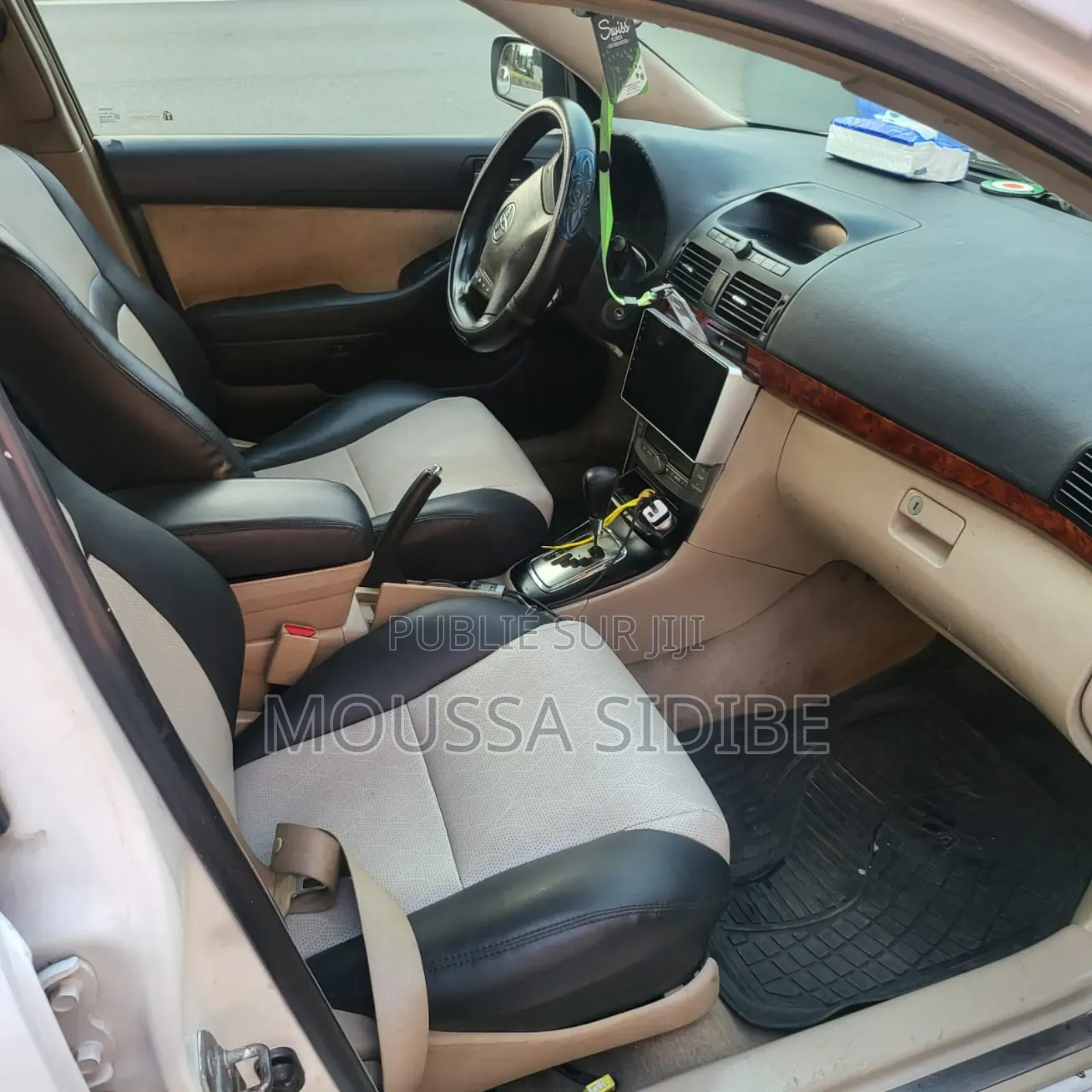 Toyota Avensis 2005 Blanc