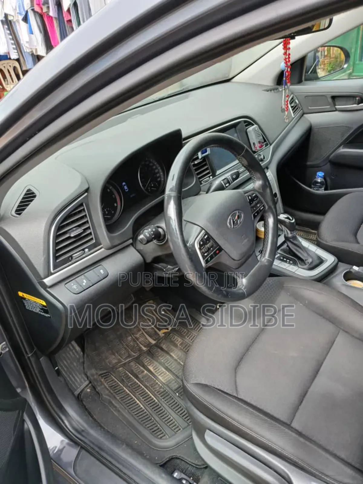 Hyundai Elantra 2018 Gris