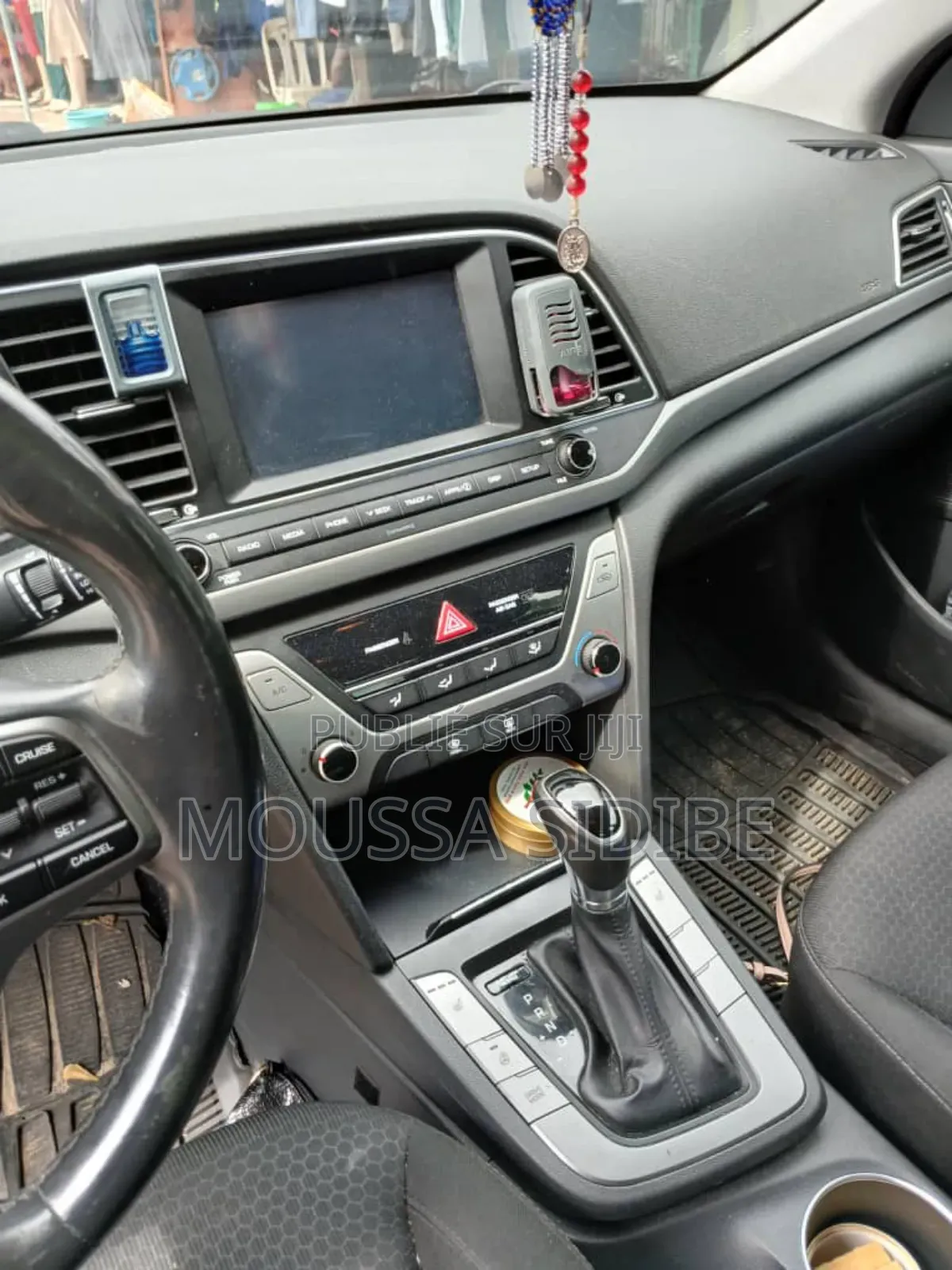 Hyundai Elantra 2018 Gris