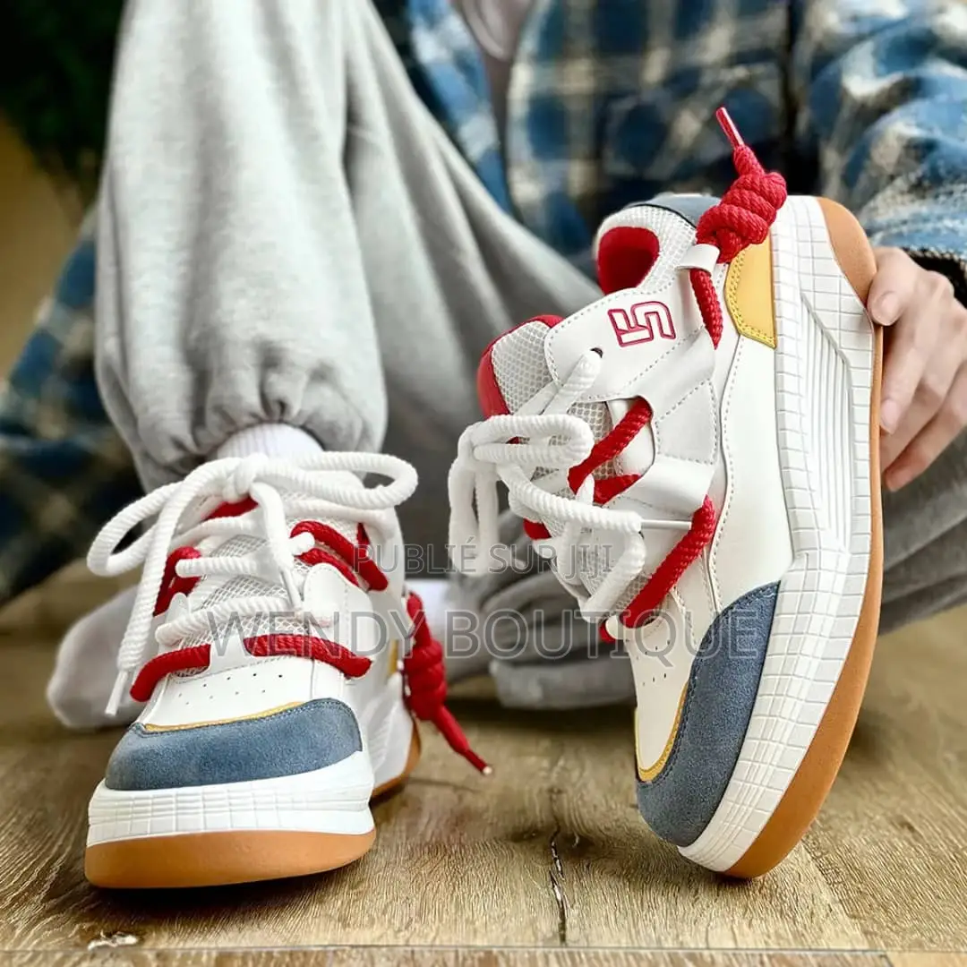 Chaussures Unisexe ( Élégance Pur Qualité)